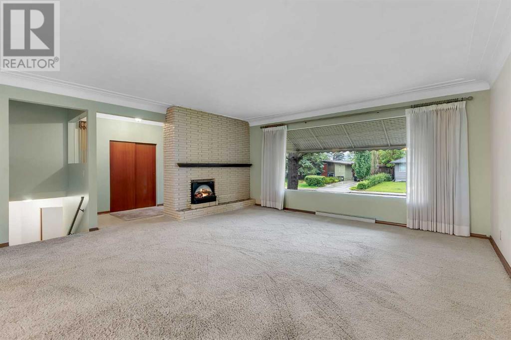 Single Family House 4 Level for Sale in   Avenue SW Rutland Park Calgary 