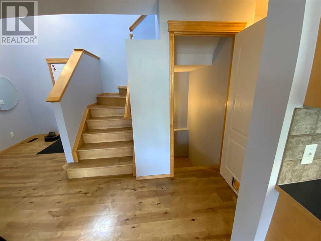 Single Family House for Sale in  Tuscany Meadows Heath NW Tuscany Calgary 