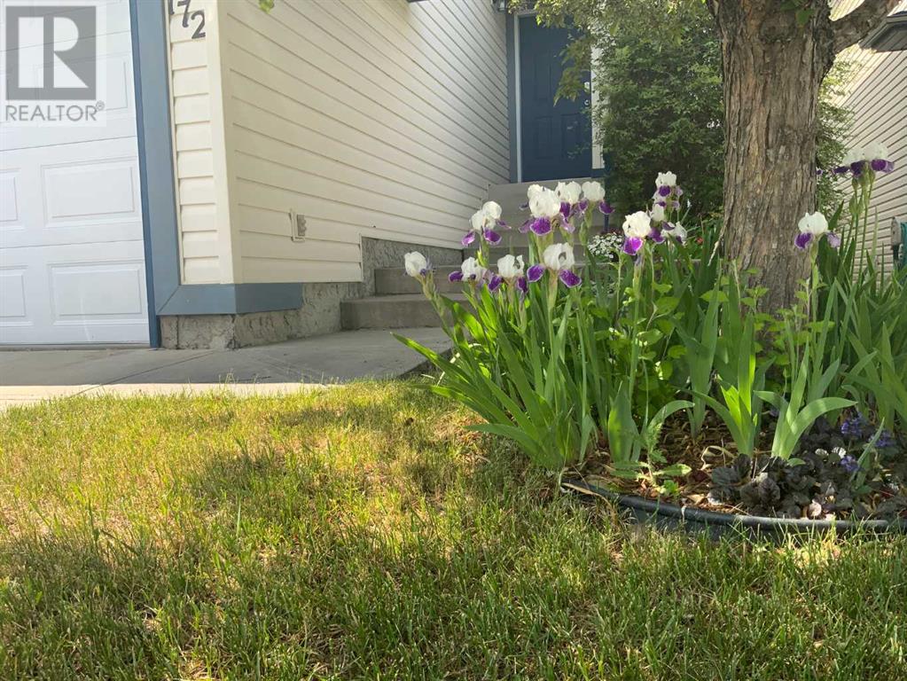 Single Family House for Sale in  Tuscany Meadows Heath NW Tuscany Calgary 