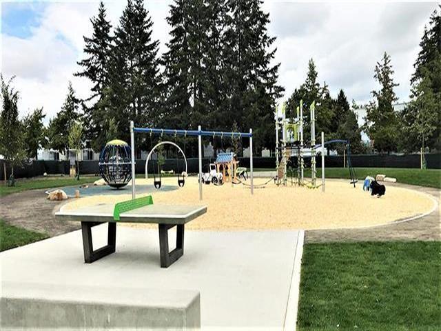 Photo 20 of 35 8277 161 Street, Surrey BC