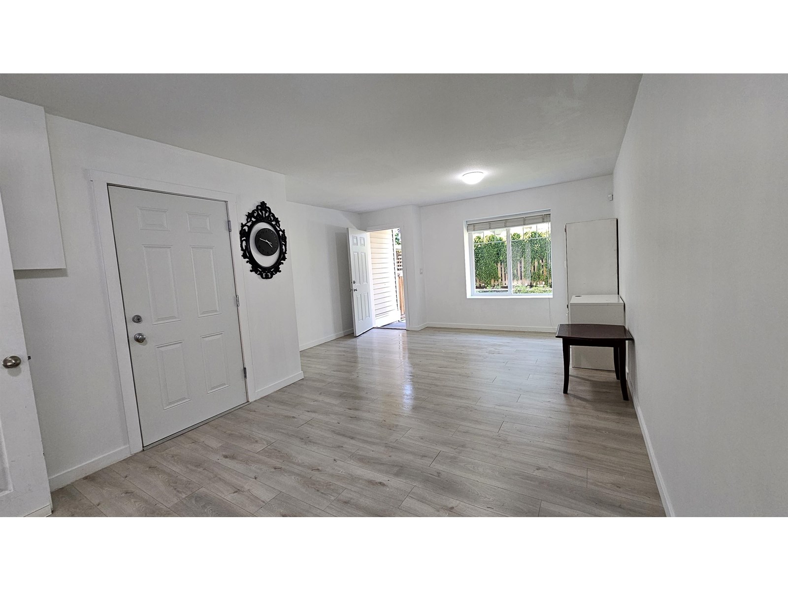 Photo 17 of 35 8277 161 Street, Surrey BC