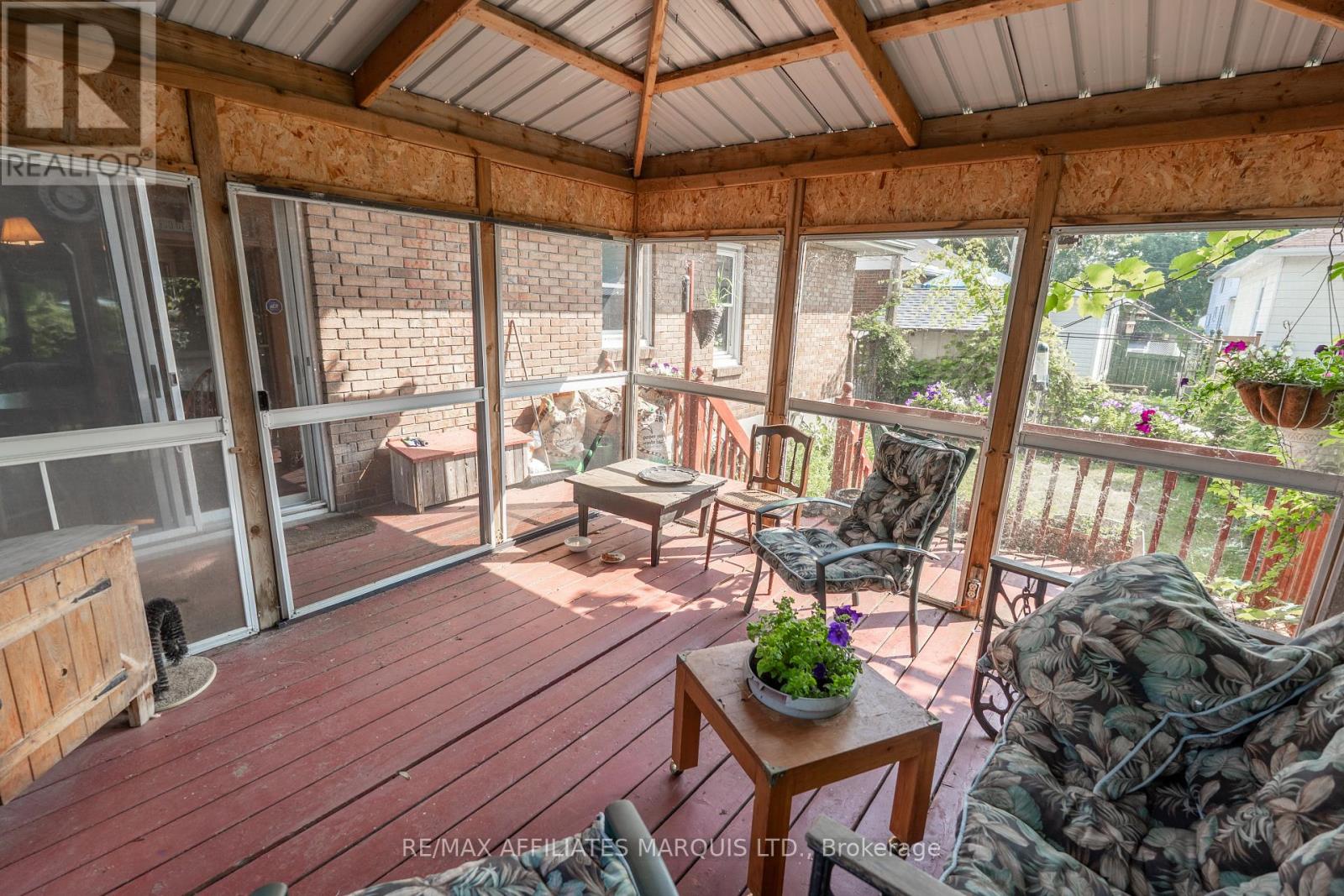 Photo 23 of 705 Second Street E, Cornwall ON