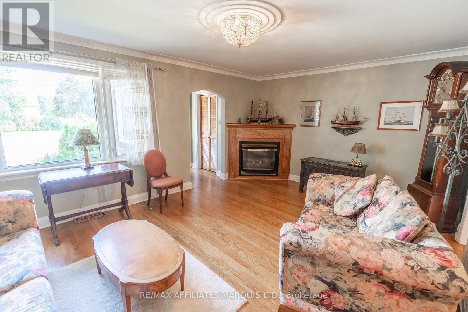 Photo 3 of 705 Second Street E, Cornwall ON