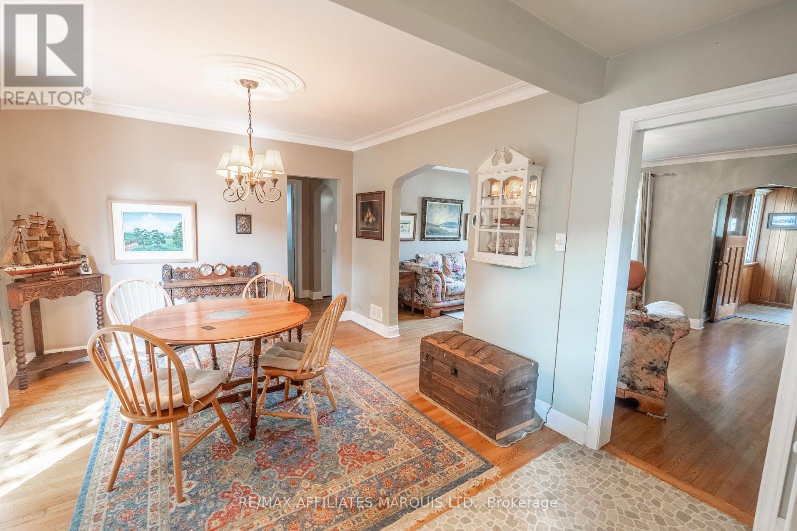 Photo 5 of 705 Second Street E, Cornwall ON