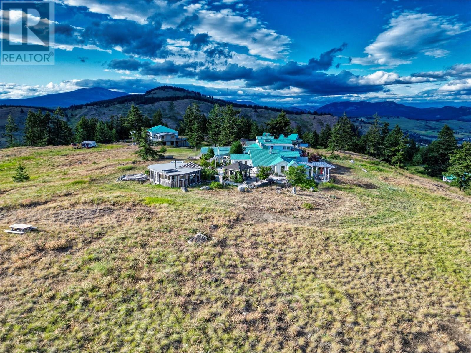 6080 Highway 3 - 6