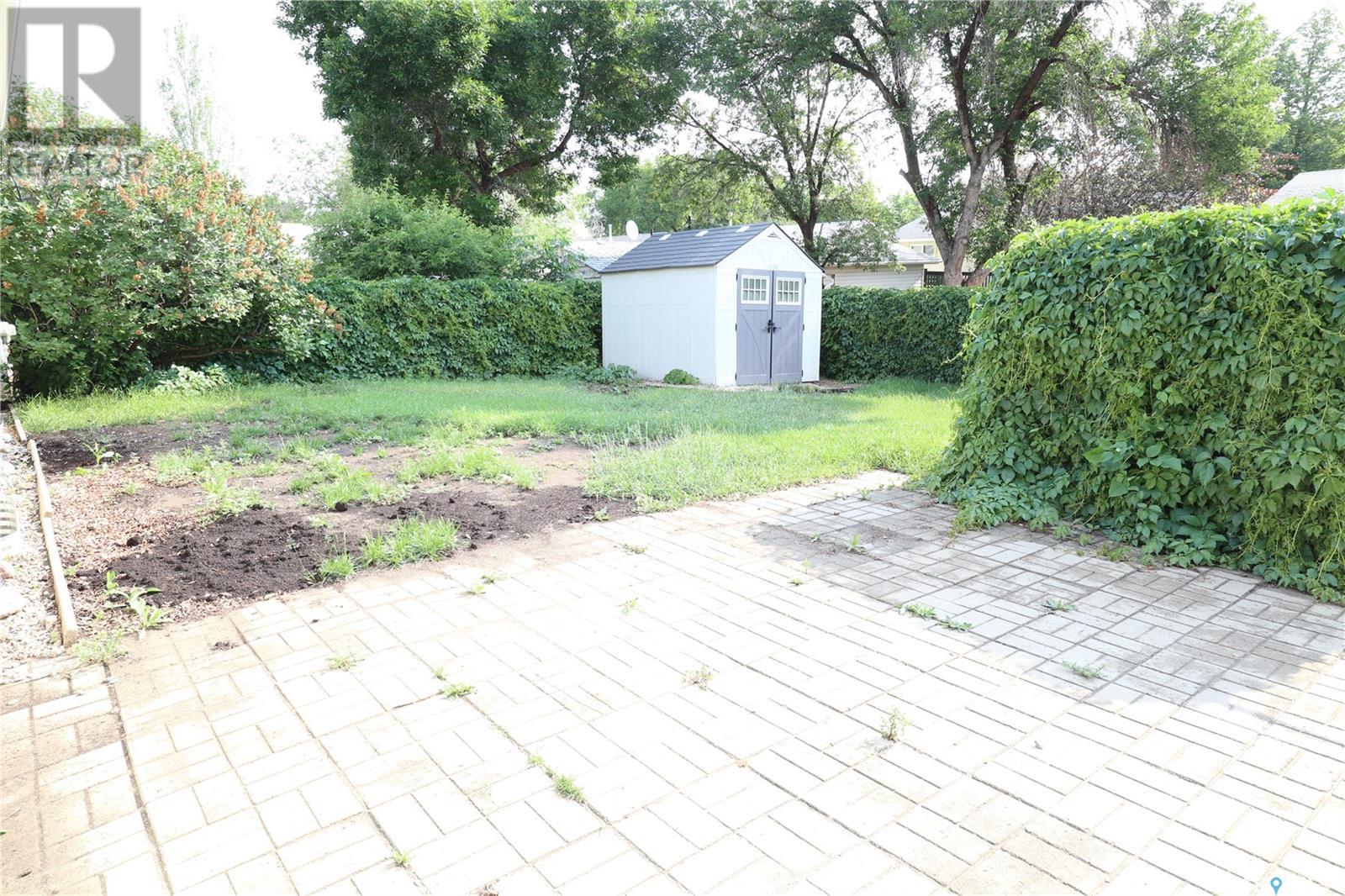 Photo 20 of 23 Osborne Crescent, Regina SK