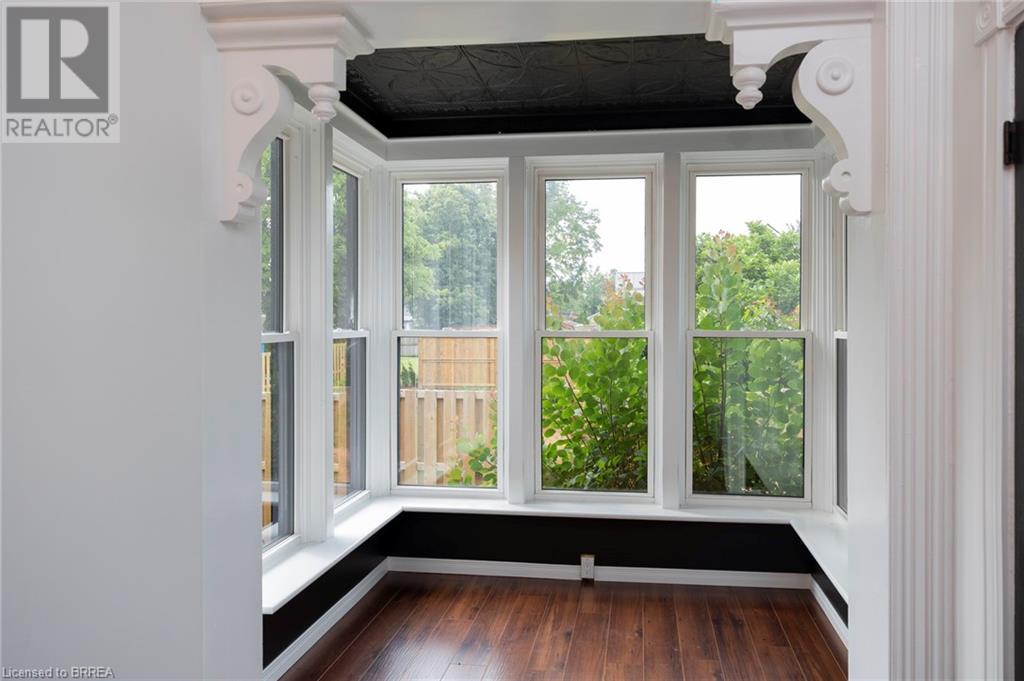 Photo 14 of 76 5 Stover Street N, Norwich ON