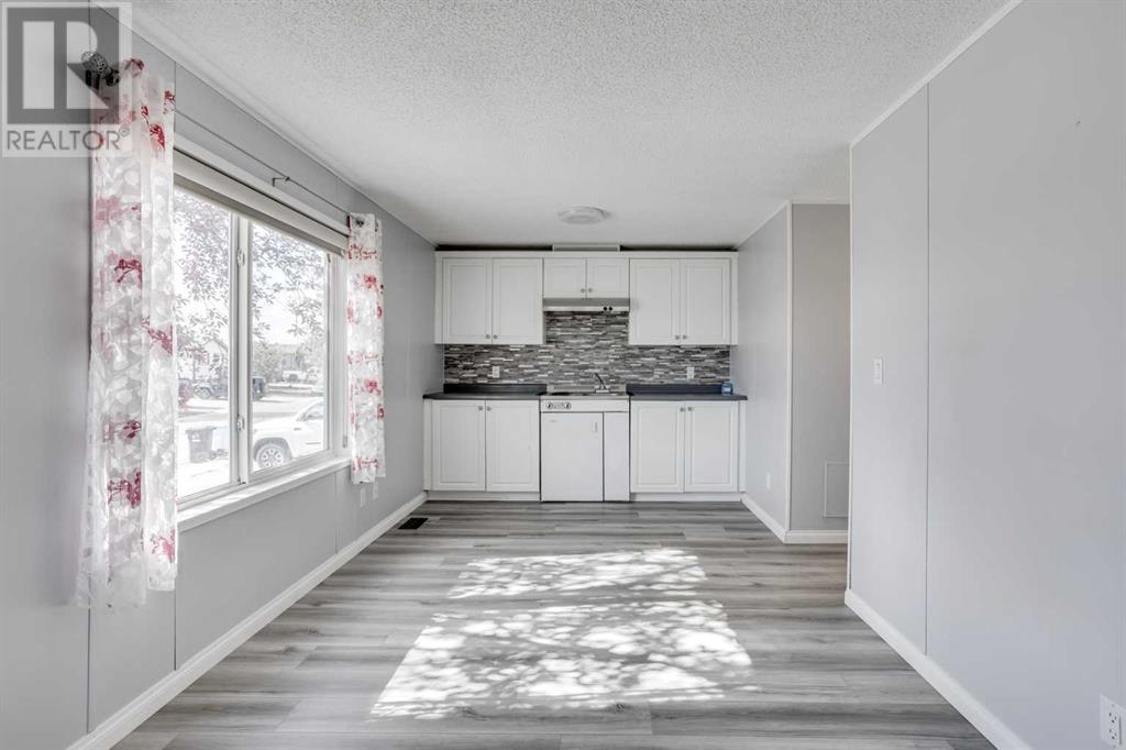 Photo 28 of 125 Mckinlay Crescent, Fort Mcmurray AB