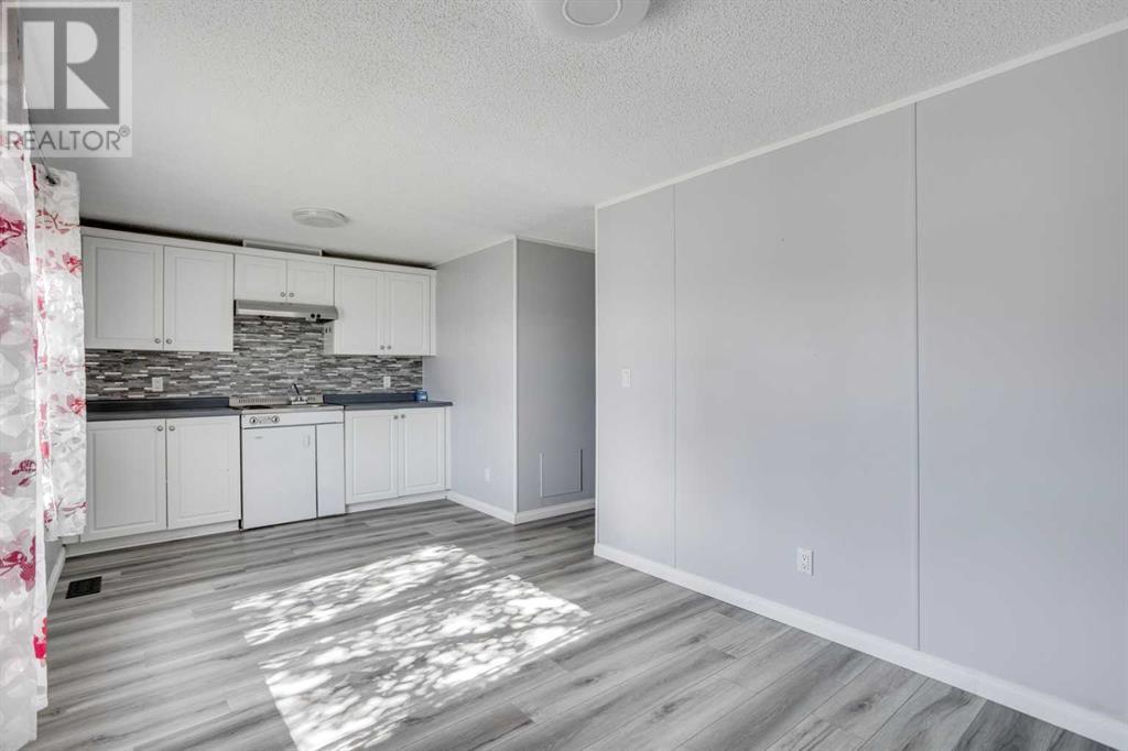 Photo 24 of 125 Mckinlay Crescent, Fort Mcmurray AB