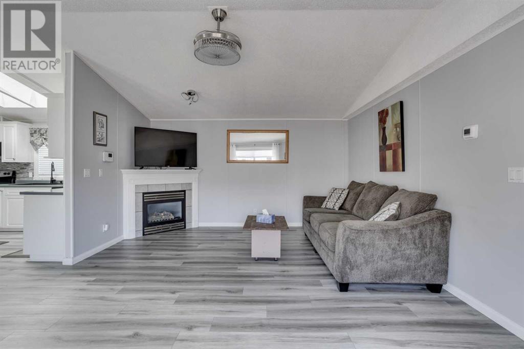 Photo 18 of 125 Mckinlay Crescent, Fort Mcmurray AB