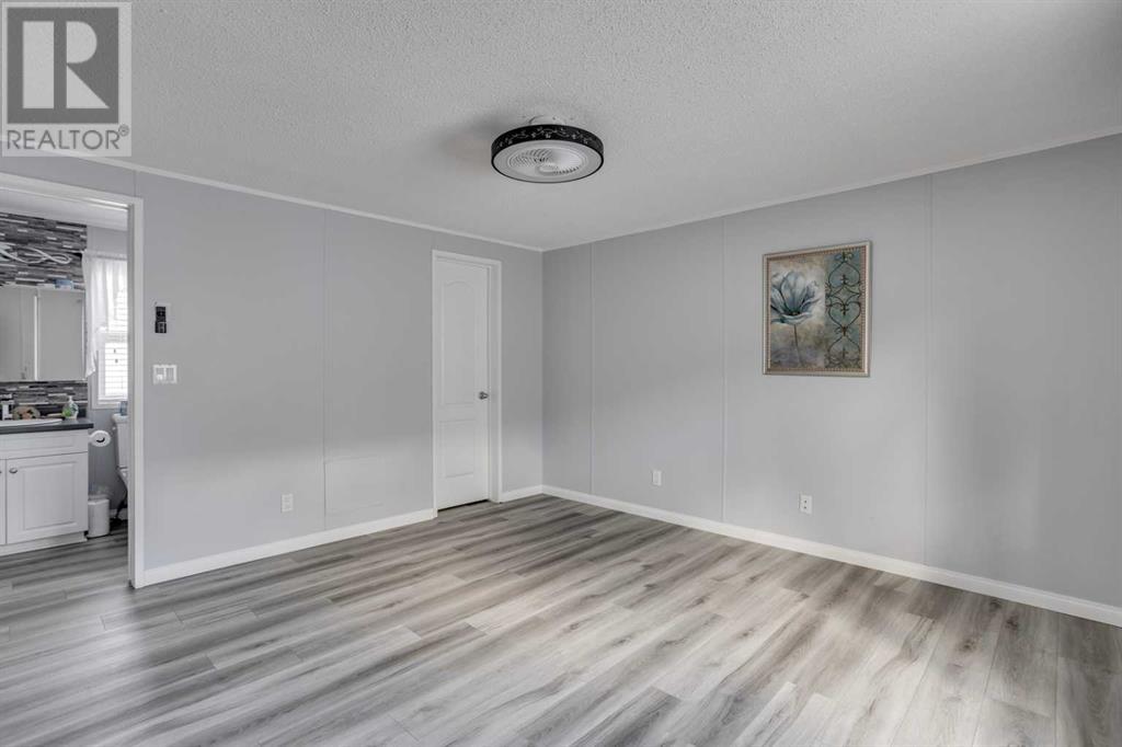 Photo 38 of 125 Mckinlay Crescent, Fort Mcmurray AB