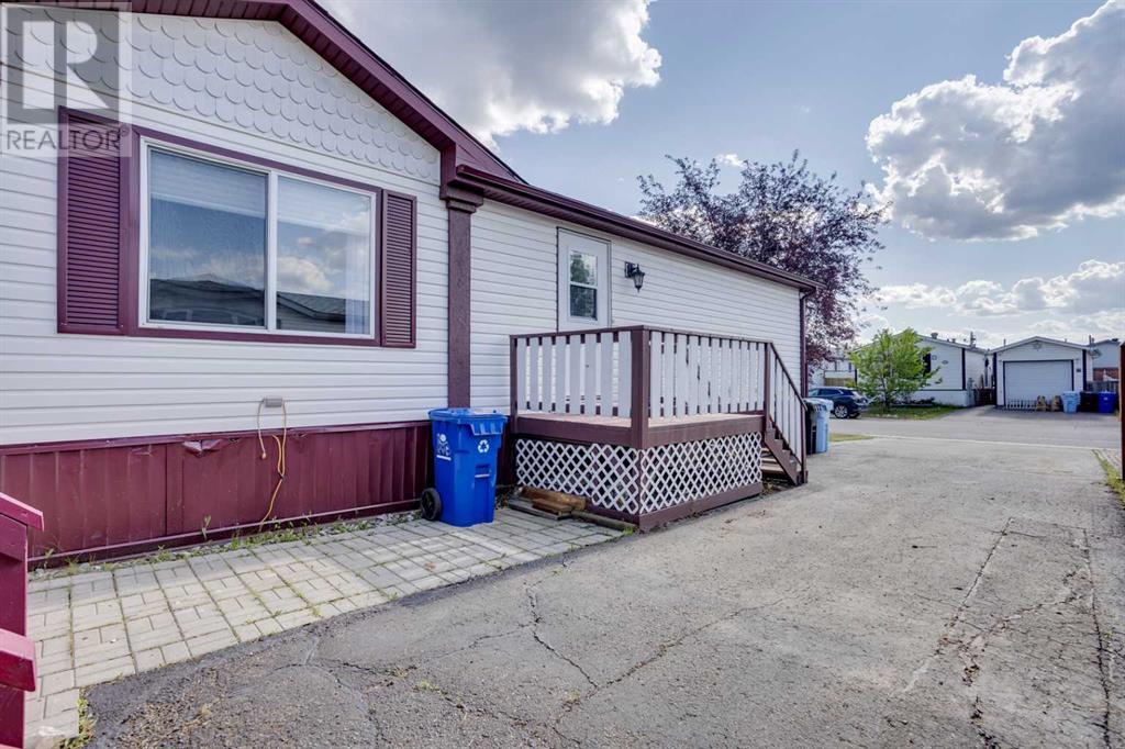 Photo 12 of 125 Mckinlay Crescent, Fort Mcmurray AB