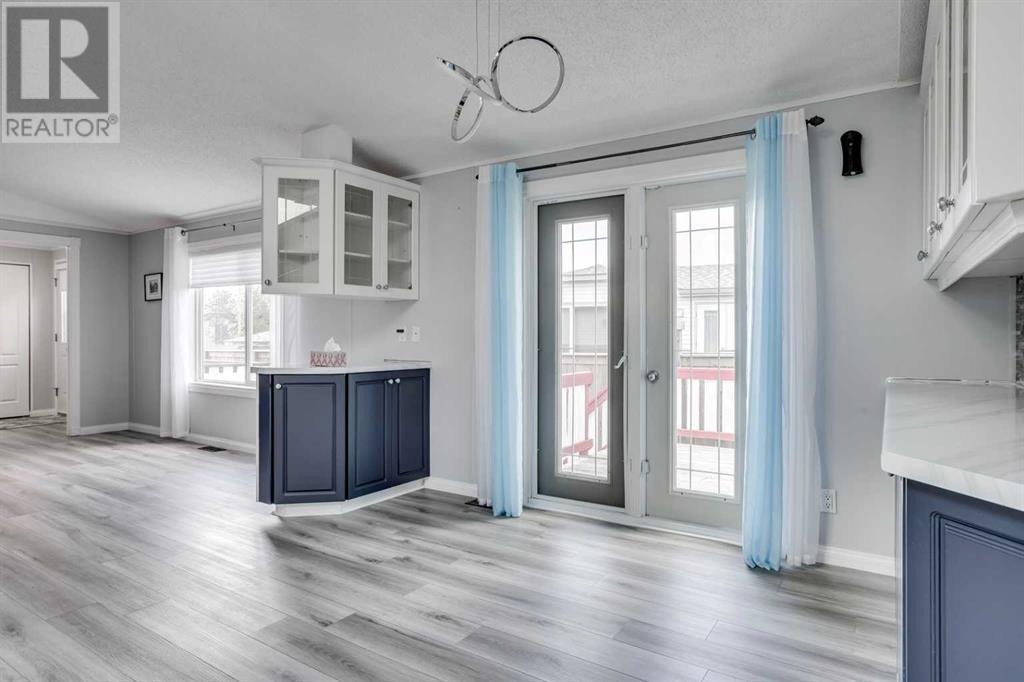 Photo 5 of 125 Mckinlay Crescent, Fort Mcmurray AB