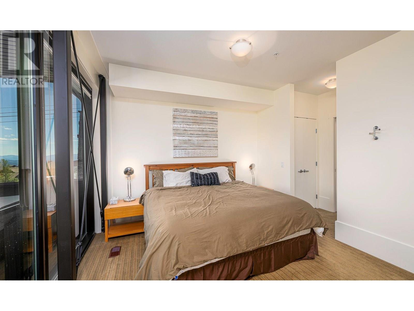 5088 Snowbird Way Unit# 25 Lot# 12, Big White