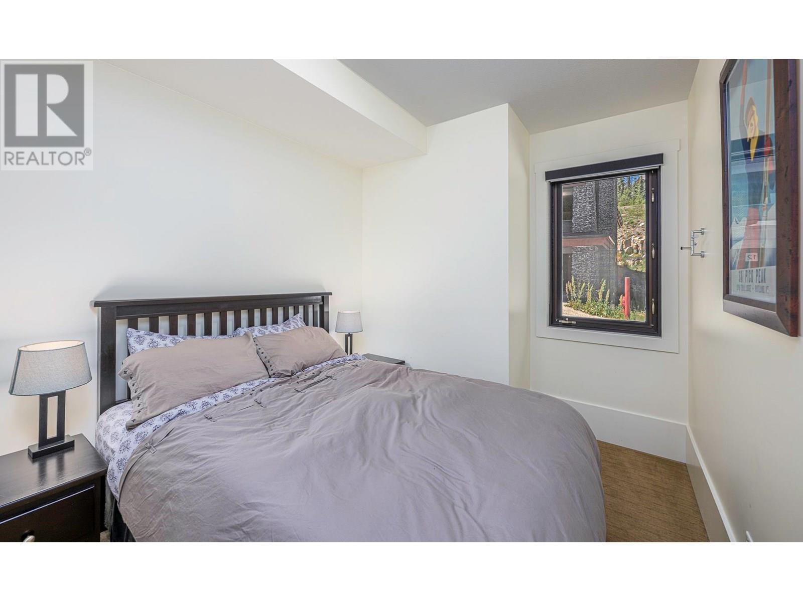 5088 Snowbird Way Unit# 25 Lot# 12, Big White