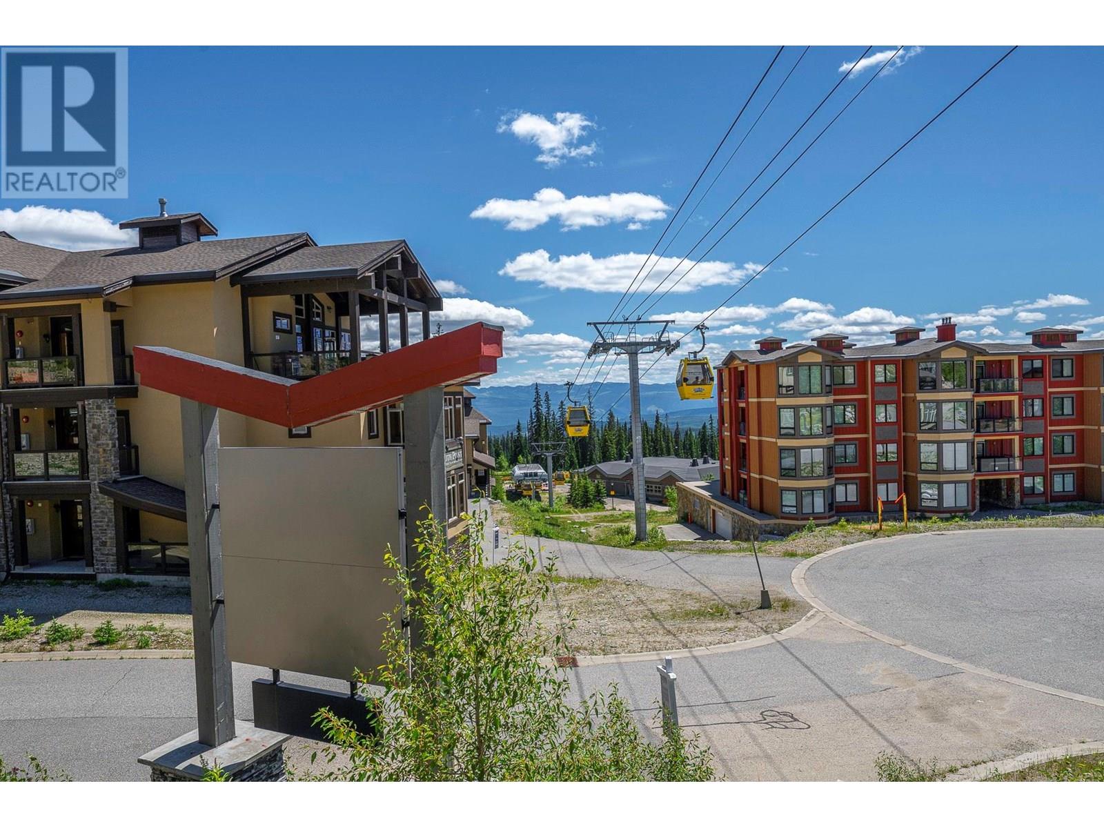 5088 Snowbird Way Unit# 25 Lot# 12, Big White
