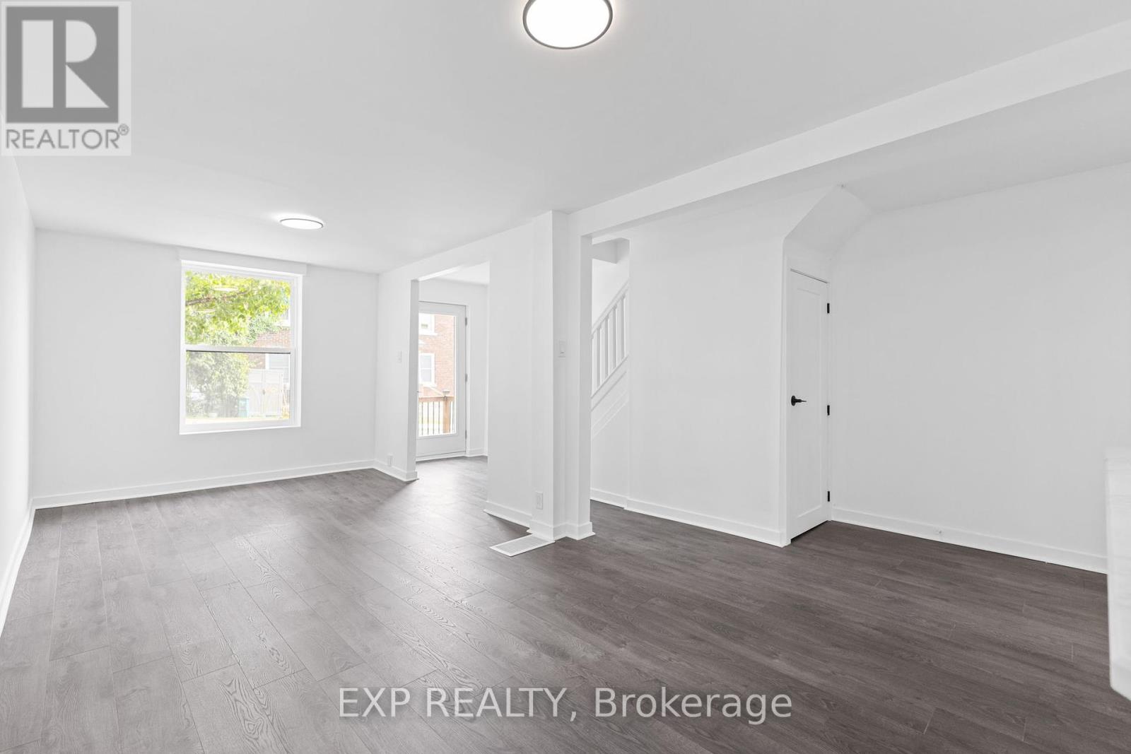 Photo 13 of 145 Willow Street, Ottawa ON