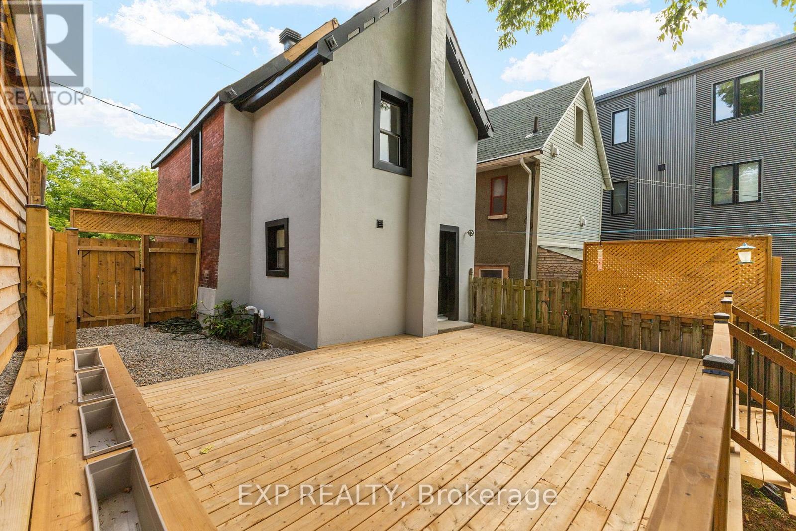 Photo 9 of 145 Willow Street, Ottawa ON