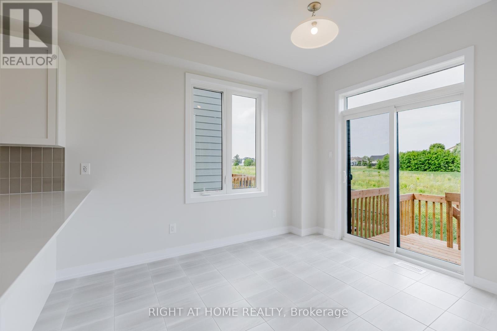 Photo 13 of 2046 Postilion Street, Ottawa ON