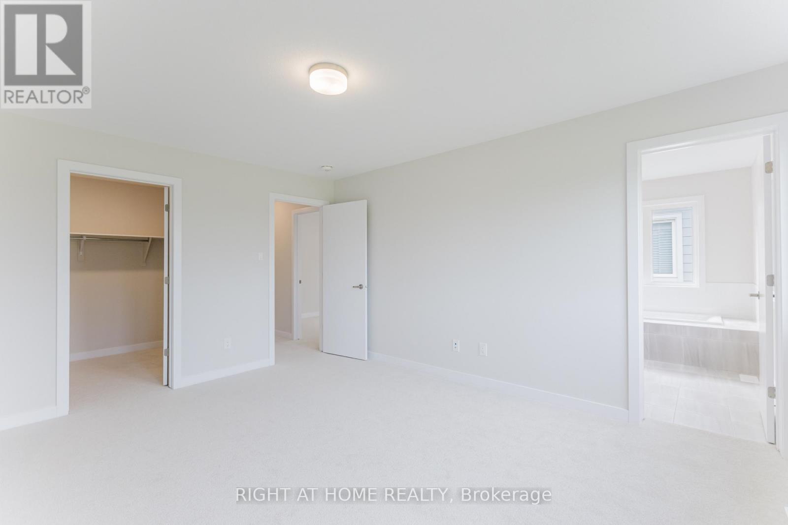 Photo 20 of 2046 Postilion Street, Ottawa ON