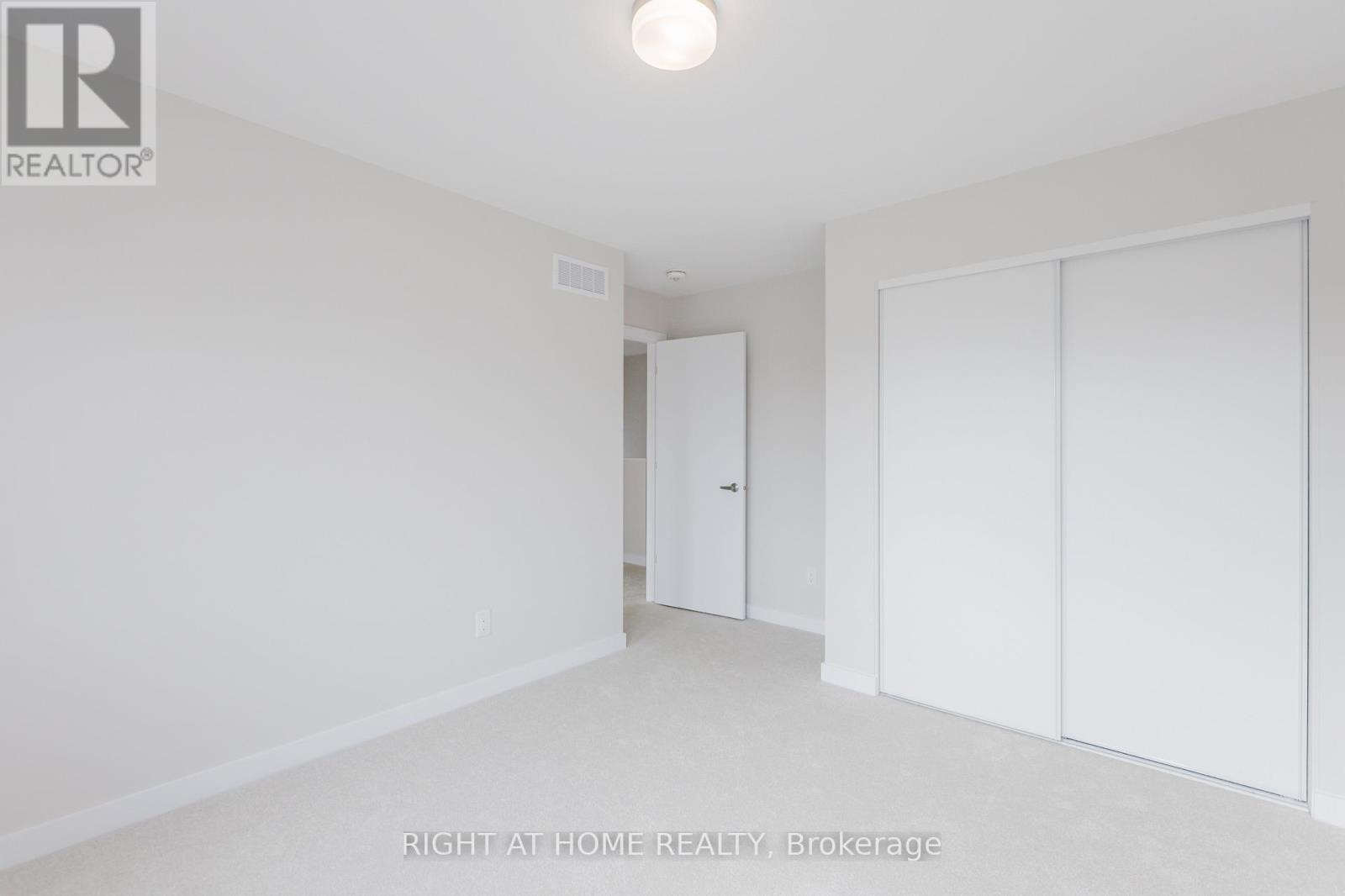 Photo 29 of 2046 Postilion Street, Ottawa ON