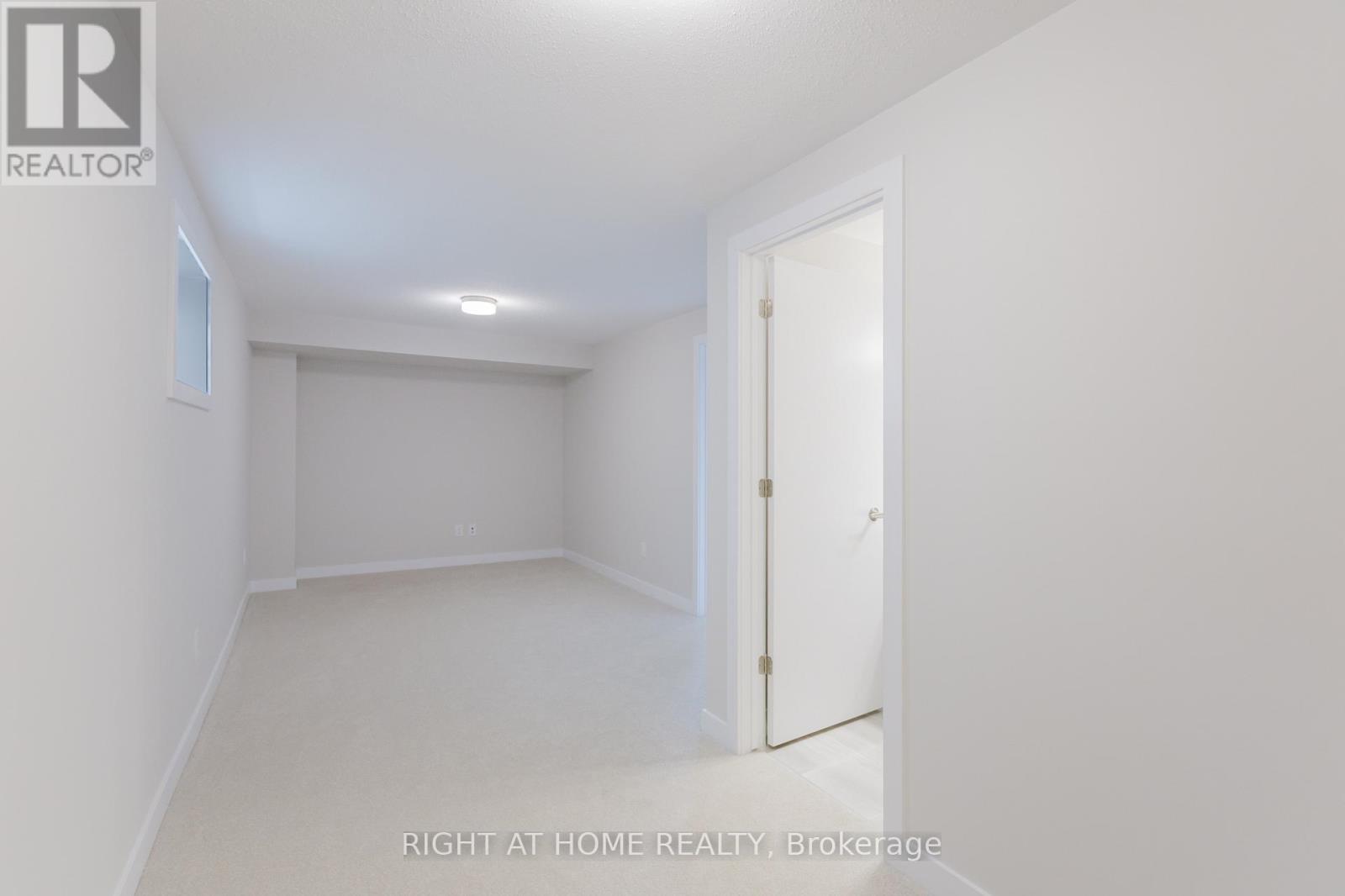 Photo 34 of 2046 Postilion Street, Ottawa ON