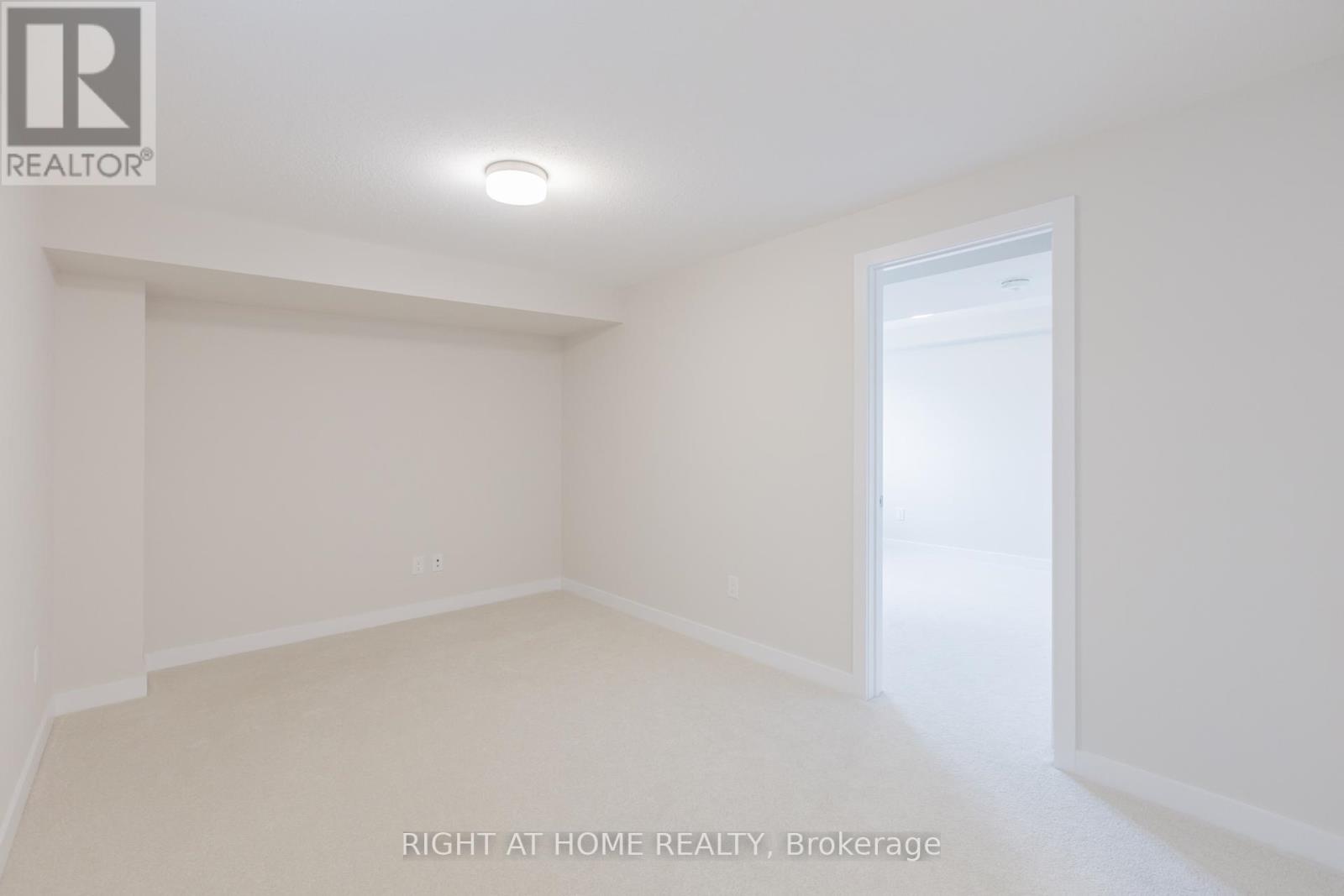 Photo 35 of 2046 Postilion Street, Ottawa ON