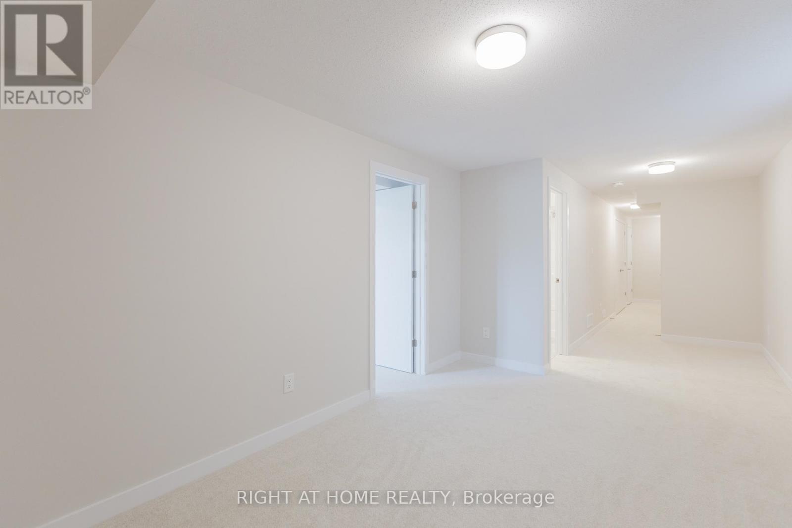 Photo 36 of 2046 Postilion Street, Ottawa ON