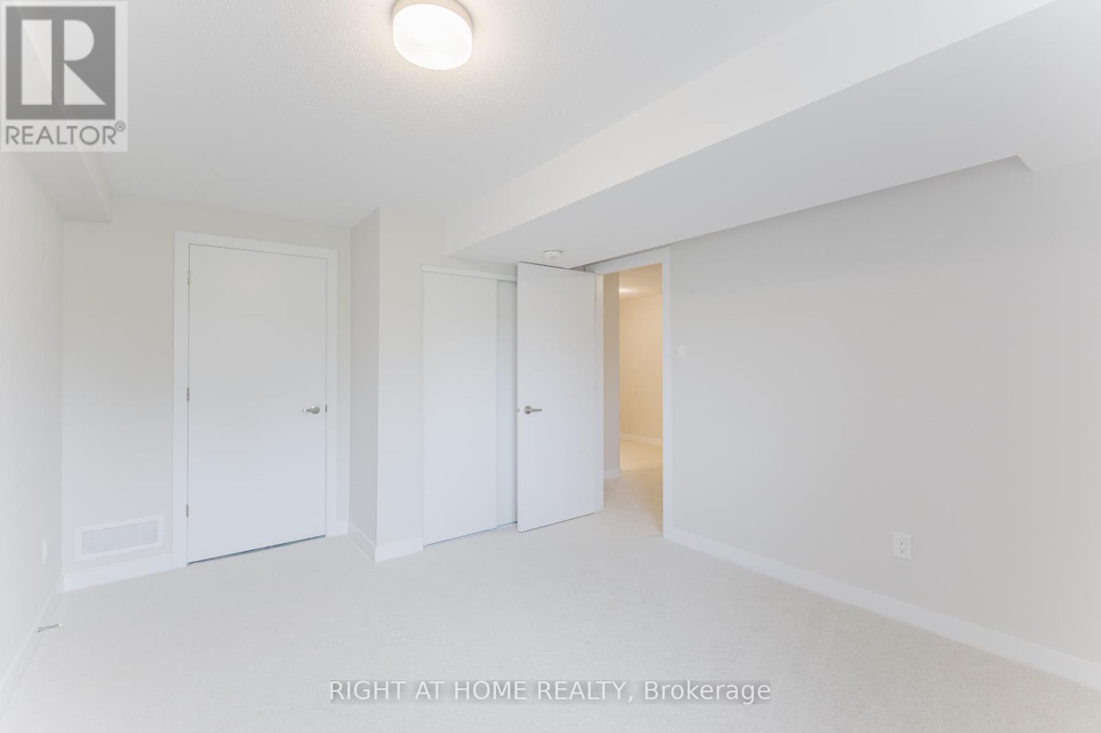Photo 38 of 2046 Postilion Street, Ottawa ON