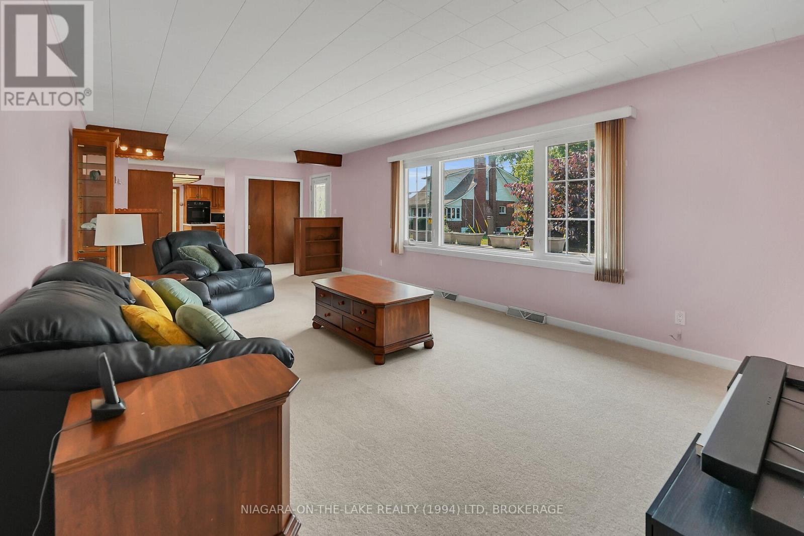 Photo 14 of 3724 Hershey Street, Fort Erie ON