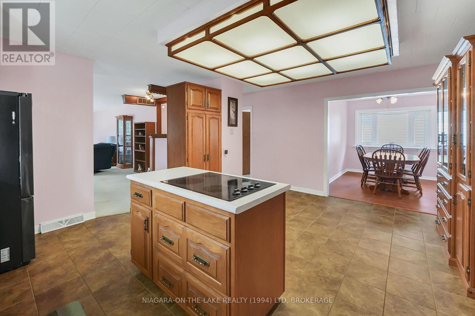 Photo 9 of 3724 Hershey Street, Fort Erie ON