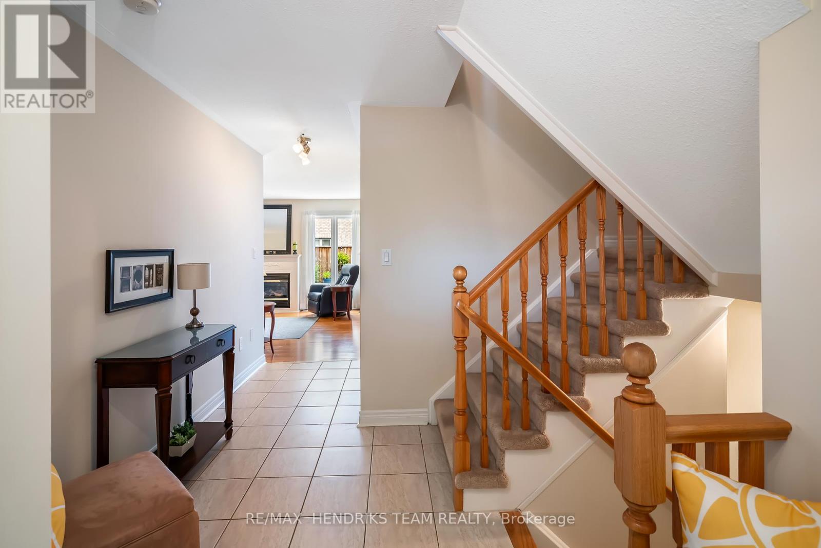 Photo 17 of 89 Young Crescent, Niagaraonthelake ON