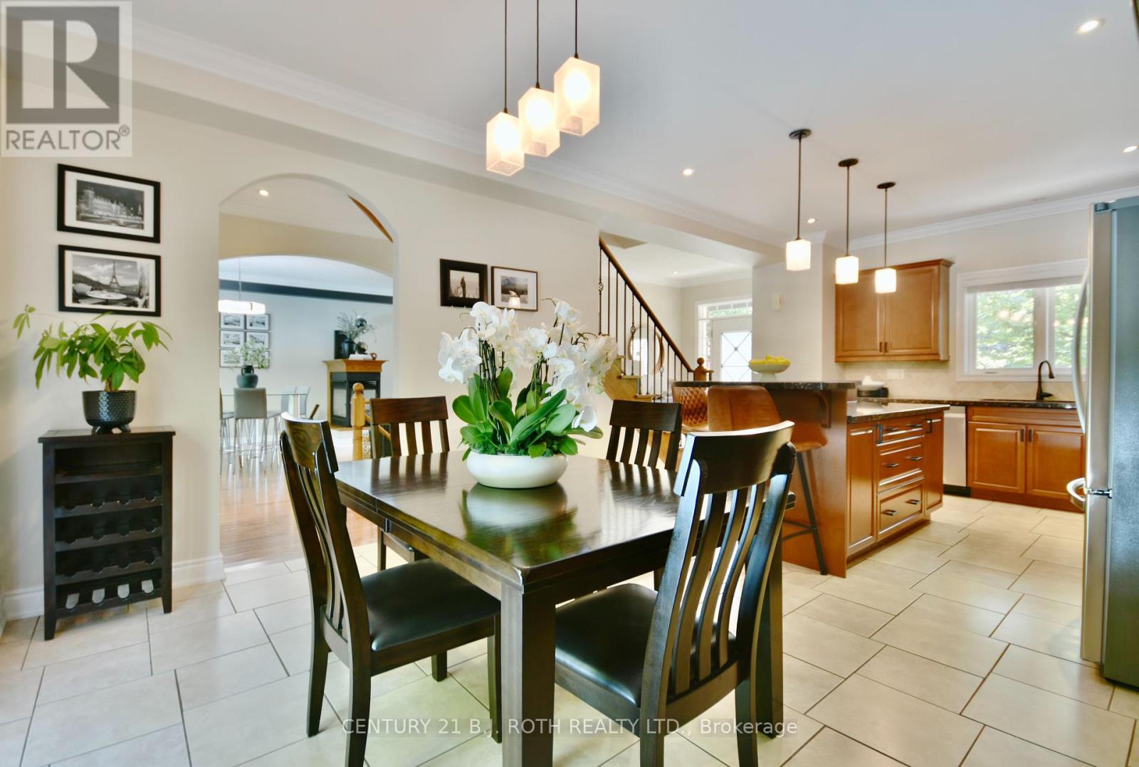 Photo 11 of 12 Lloyd Cook Drive E, Springwater ON