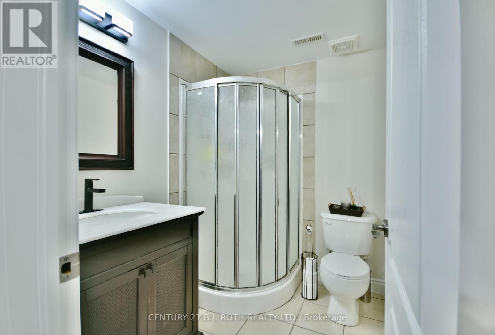Photo 31 of 12 Lloyd Cook Drive E, Springwater ON