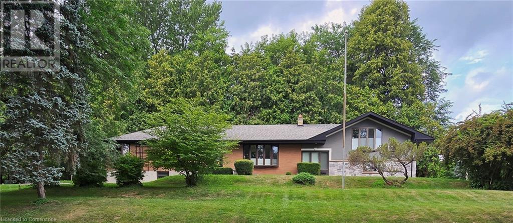 Photo 41 of 4 Sun Avenue, Dundas ON