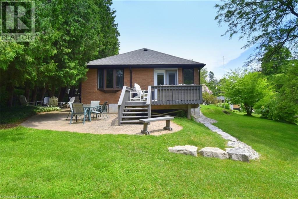 Photo 44 of 4 Sun Avenue, Dundas ON