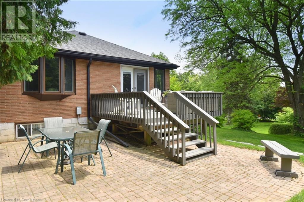 Photo 5 of 4 Sun Avenue, Dundas ON