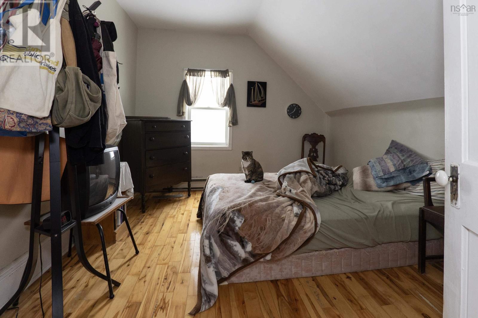 Photo 6 of 63 Havelock Street, Amherst NS