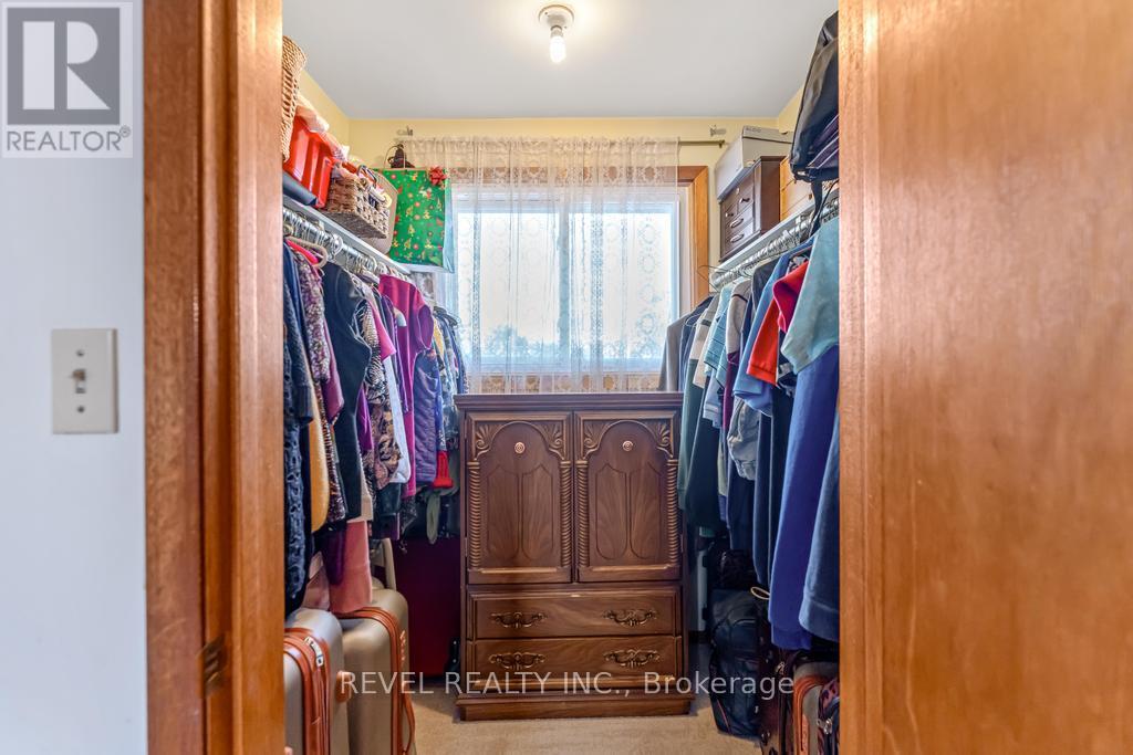 Photo 20 of 187 Guildwood Drive, Hamilton ON