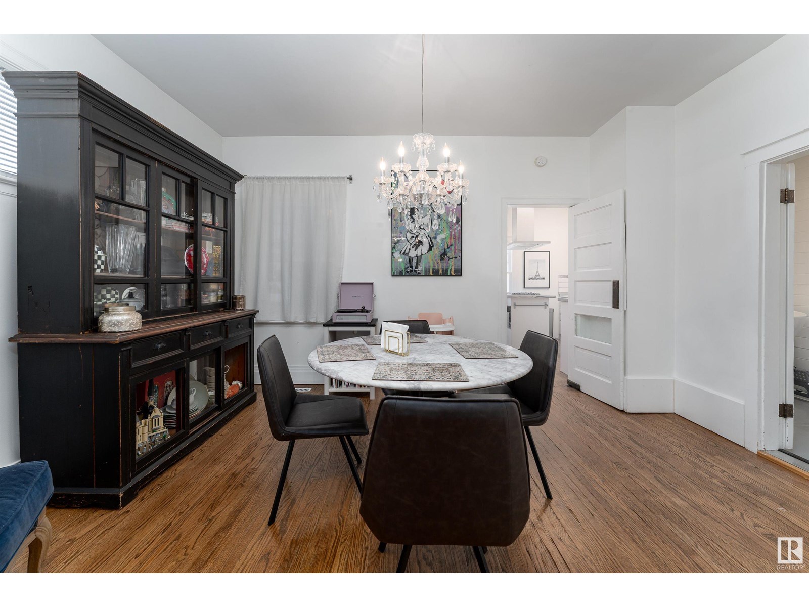 Photo 26 of 10523 127 St Nw, Edmonton AB