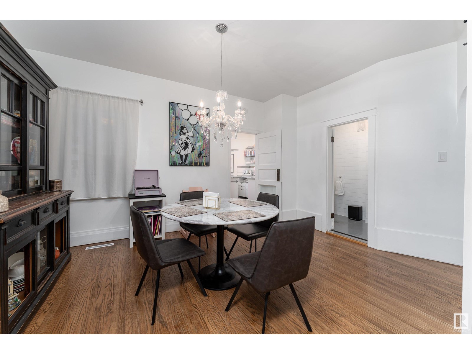 Photo 27 of 10523 127 St Nw, Edmonton AB