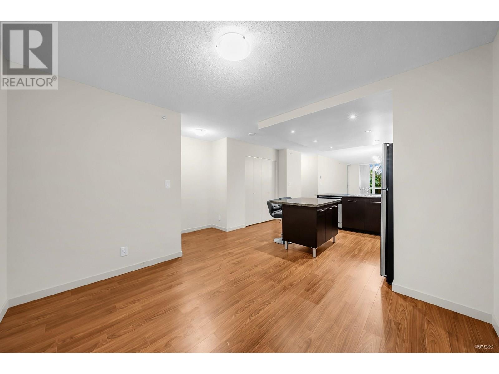 Photo 19 of 609 3111 Corvette Way, Richmond BC