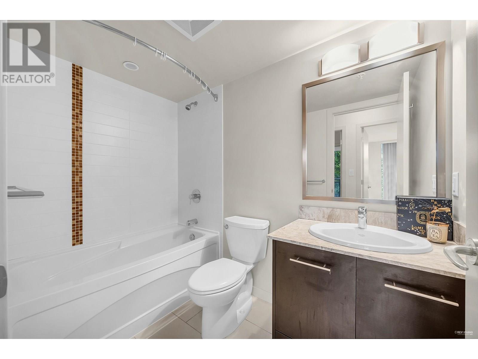 Photo 34 of 609 3111 Corvette Way, Richmond BC