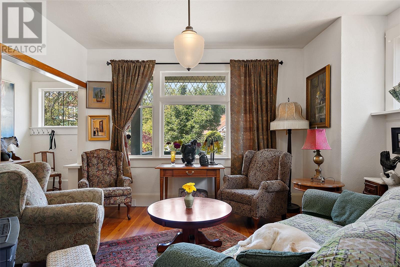 Photo 13 of 145 Medana St, Victoria BC