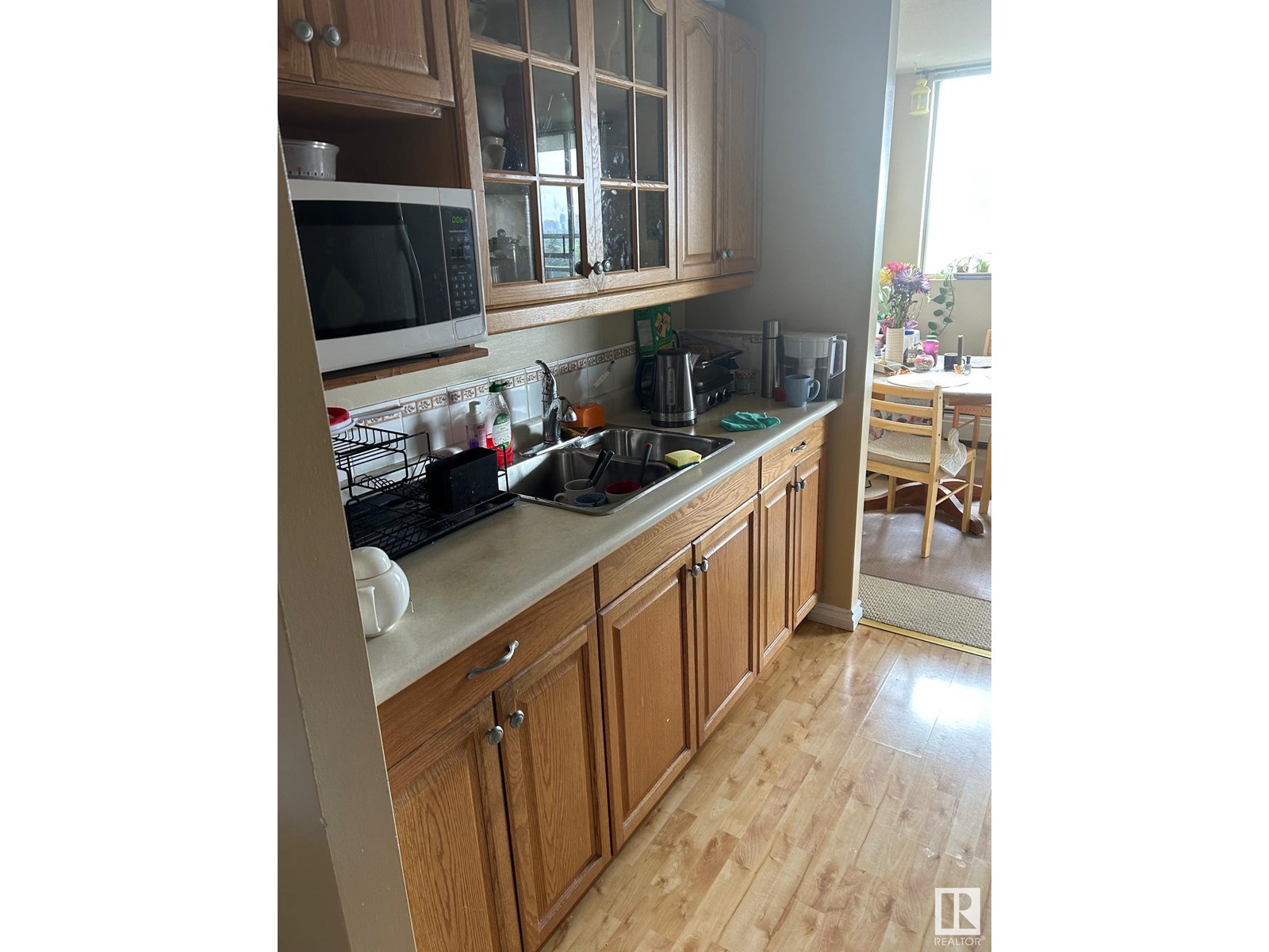 Photo 14 of 904 13910 Stony Plain Rd Rd Nw, Edmonton AB