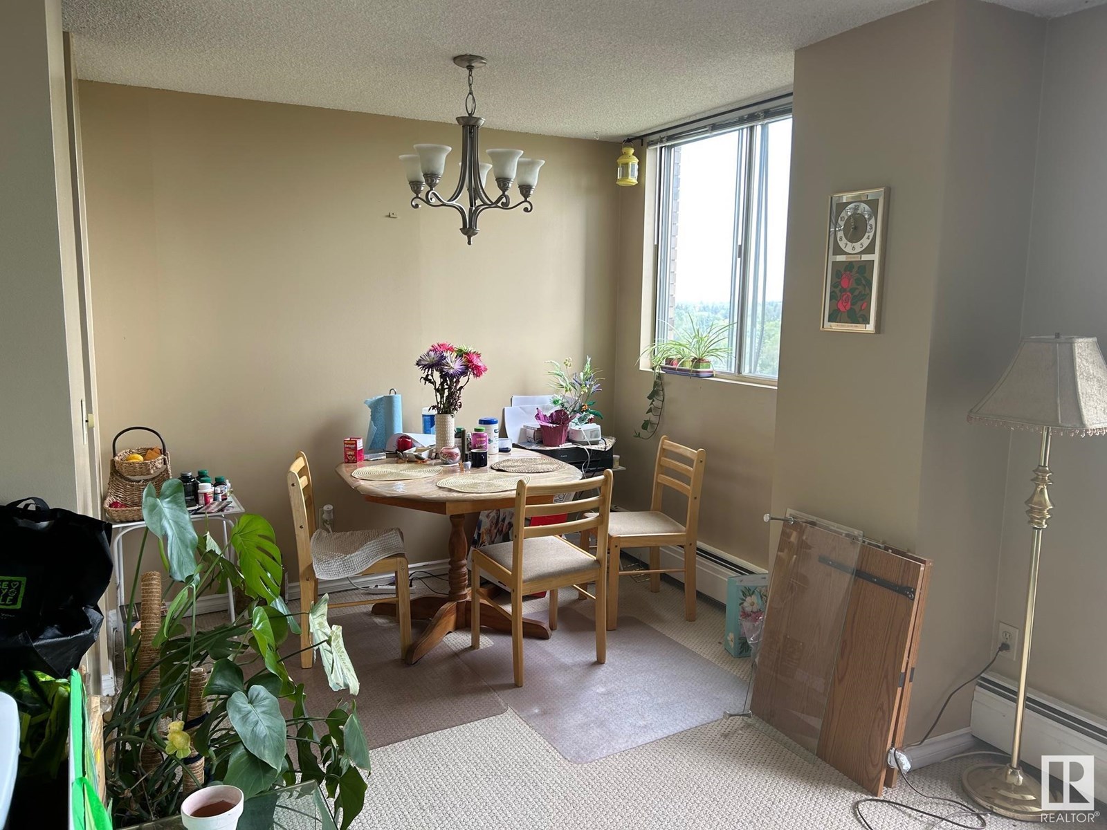 Photo 18 of 904 13910 Stony Plain Rd Rd Nw, Edmonton AB