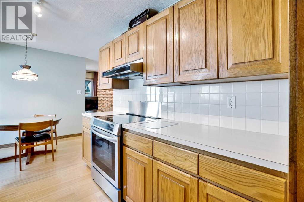 Single Family House Bungalow for Sale in  Lake Christina Way SE Lake Bonavista Calgary 