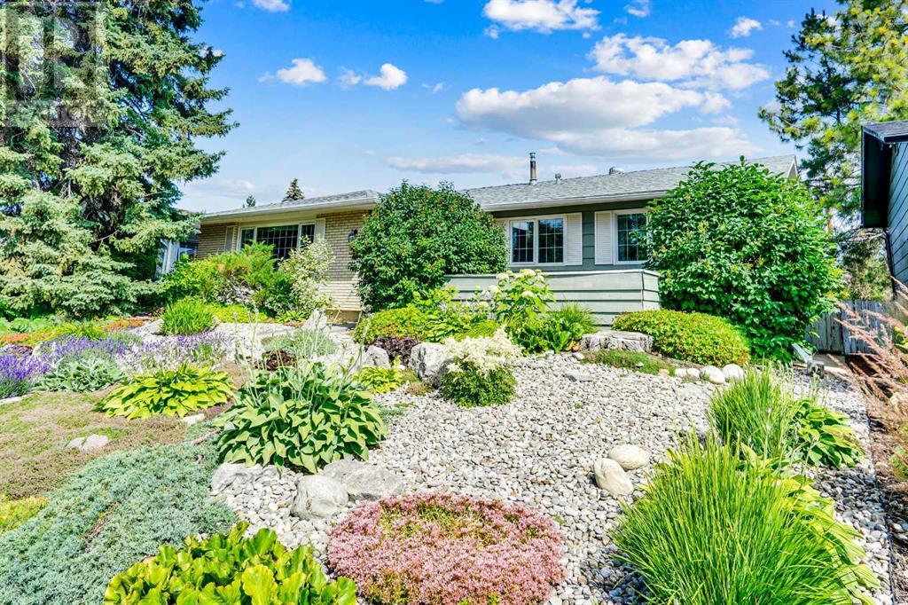 Single Family House Bungalow for Sale in  Lake Christina Way SE Lake Bonavista Calgary 