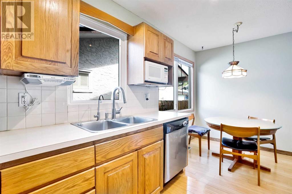 Single Family House Bungalow for Sale in  Lake Christina Way SE Lake Bonavista Calgary 