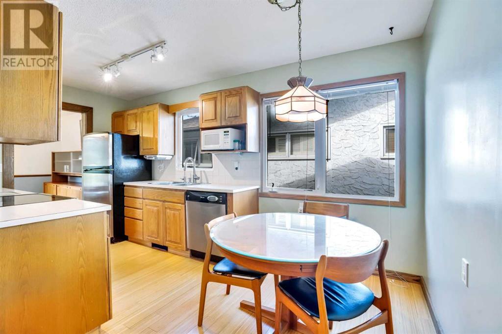 Single Family House Bungalow for Sale in  Lake Christina Way SE Lake Bonavista Calgary 